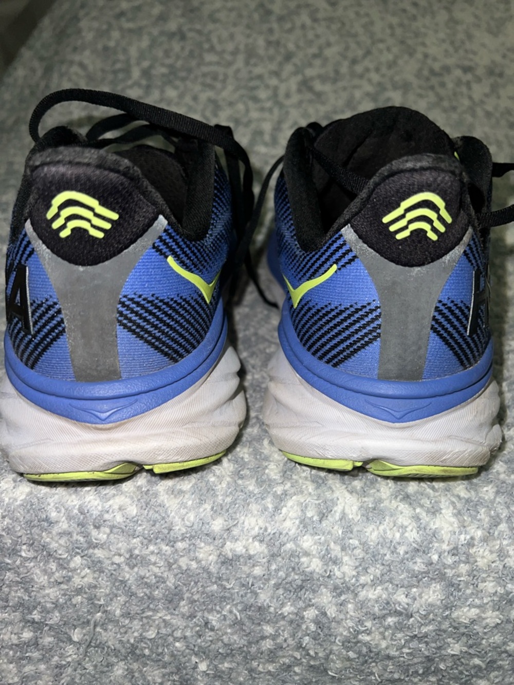 Hoka Clifton 9, Blue Black Neon Running Shoes size 10B - Picture 3 of 10